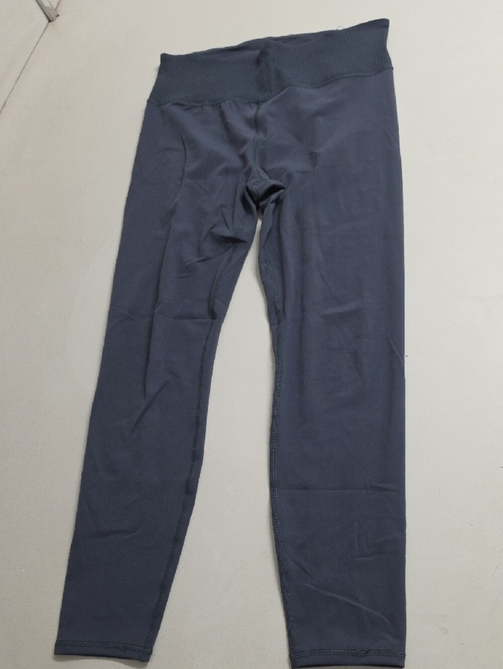 Vuori Inversion Rib Legging - Picture 3 of 12